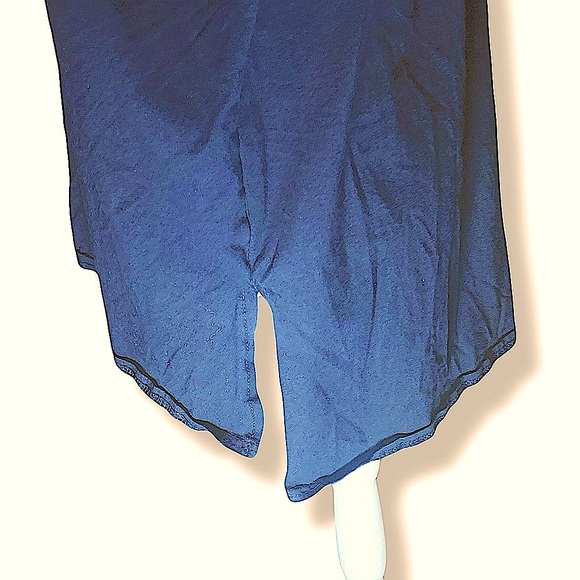 Cotton Black V-Neck Basic Soft Comfortable Easy to Wear Everyday Plus Size 1X - Picture 5 of 5